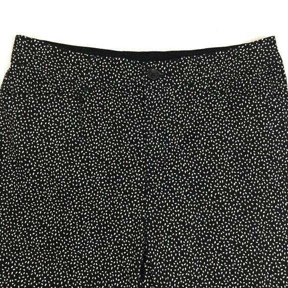Croft & Barrow Women's size 6 Stretch Capris Cropped Pants Black White - Picture 3 of 7